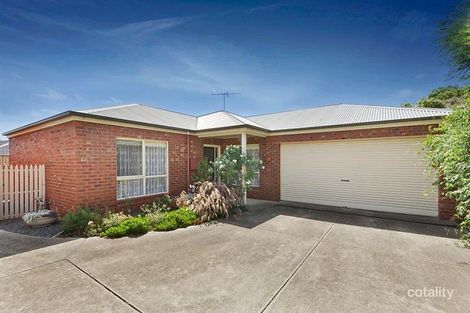 2/21 Crestmoor Dr, Highton, VIC 3216