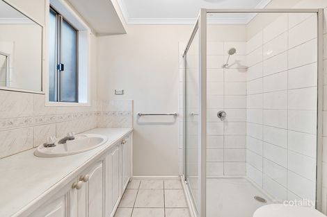 Property photo of 6 Reginald Court Cranbourne West VIC 3977