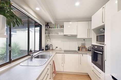 Property photo of 11 Pendant Parade Killarney Vale NSW 2261