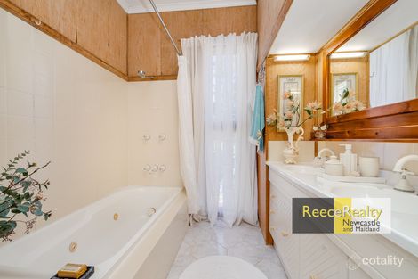 Property photo of 35 Springfield Avenue Kotara NSW 2289