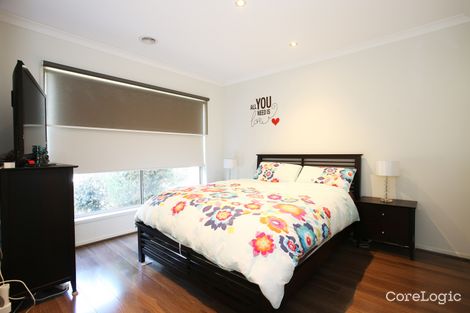 Property photo of 23 Paso Grove Clyde North VIC 3978