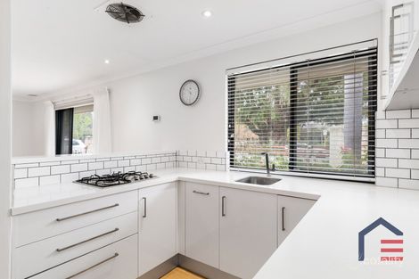 Property photo of 1/176 Eighth Avenue Inglewood WA 6052