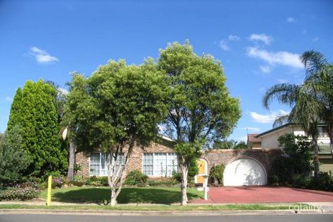 13 Mulligan St, Bossley Park, NSW 2176