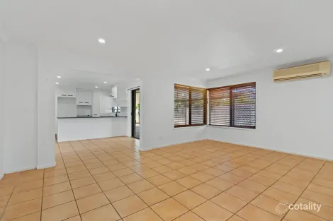 Property photo of 14 Albert Street Ormiston QLD 4160