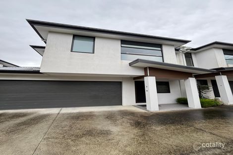 2 Chamomile Cl, Kilsyth, VIC 3137