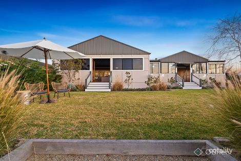 Property photo of 5 Heatherwood Grove Langwarrin VIC 3910