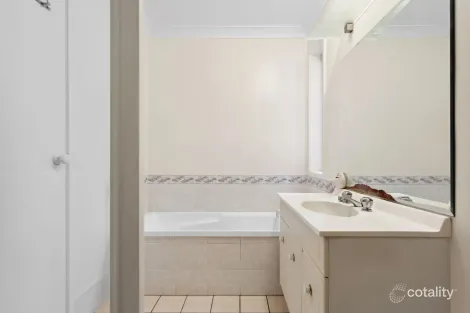 Property photo of 17 Beaverbrook Circuit Sippy Downs QLD 4556