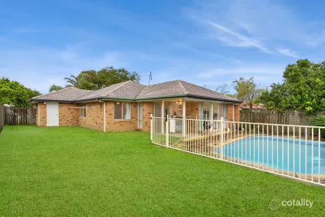 Property photo of 17 Beaverbrook Circuit Sippy Downs QLD 4556