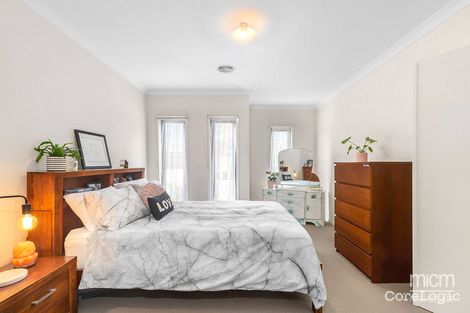 Property photo of 3 Grassbird Drive Point Cook VIC 3030