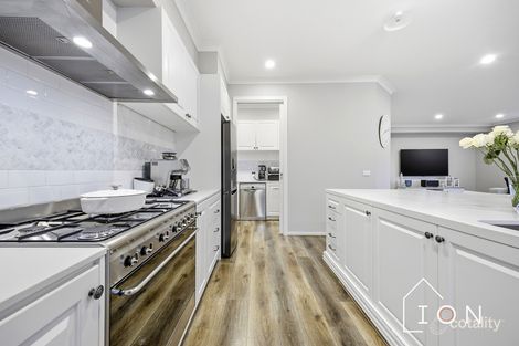 Property photo of 16 Caribbean Circuit Clyde VIC 3978