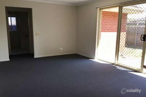 Property photo of 2/21 Merrijig Avenue Cranbourne VIC 3977
