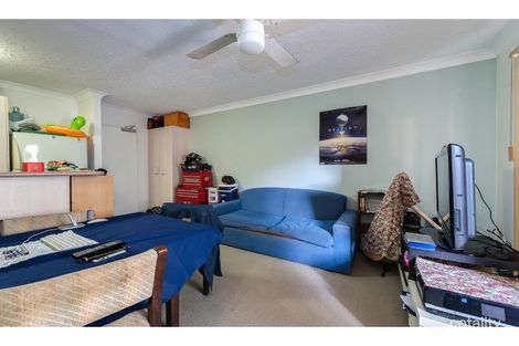 Property photo of 25/11-19 Taylor Street Biggera Waters QLD 4216