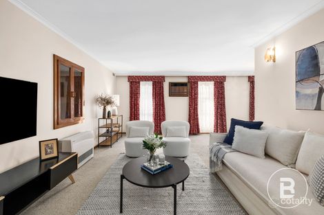 Property photo of 51 Marie Crescent Wendouree VIC 3355