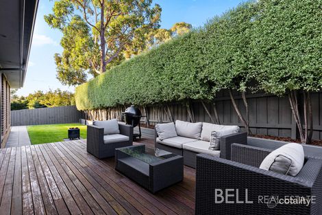 19 Sirocco Ct, Wandin North, VIC 3139