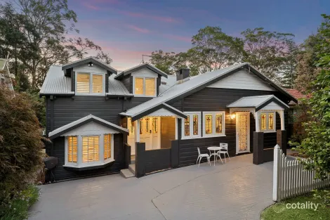 Property photo of 17 Springfield Crescent Springwood NSW 2777