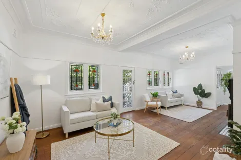 Property photo of 17 Springfield Crescent Springwood NSW 2777