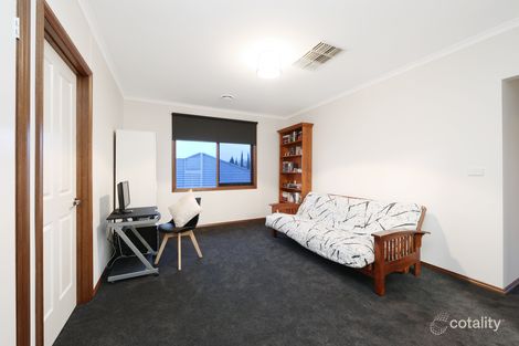 Property photo of 4 Dandrea Court Rowville VIC 3178