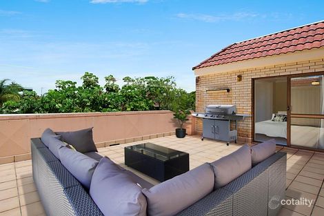 Property photo of 12/18 First Avenue Broadbeach QLD 4218