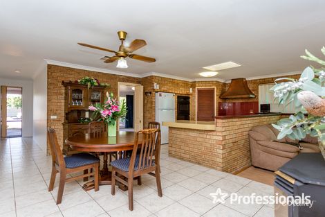 Property photo of 82 Ravenscroft Way Kelmscott WA 6111