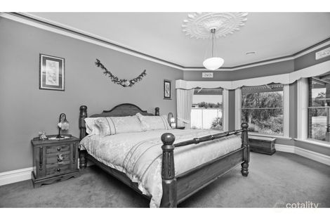 8 Ashbourne Ct, Alfredton, VIC 3350