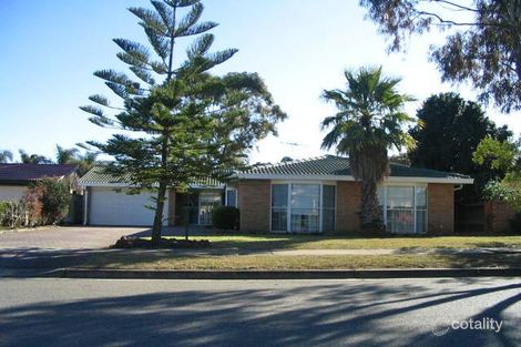 Property photo of 8 Rugby Crescent Chipping Norton NSW 2170