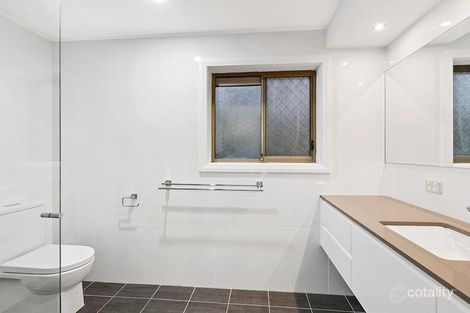 Property photo of 7 Adnamira Close Wyoming NSW 2250