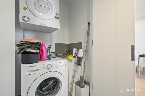 Property photo of 802/477 Boundary Street Spring Hill QLD 4000