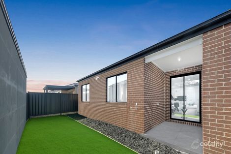 Property photo of 21 Brown Boulevard Donnybrook VIC 3064