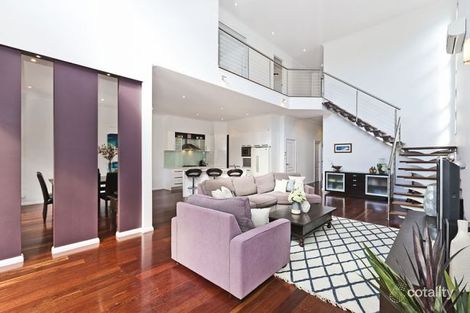 Property photo of 92 Bar Beach Avenue The Junction NSW 2291