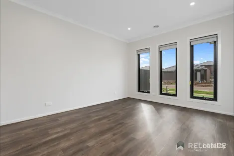 Property photo of 9 Ranelagh Avenue Strathtulloh VIC 3338