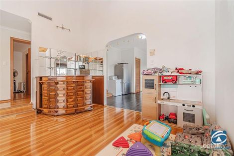 Property photo of 13 Yarto Court Meadow Heights VIC 3048