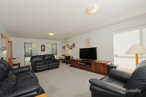 Property photo of 15 Coventry Circuit Carindale QLD 4152