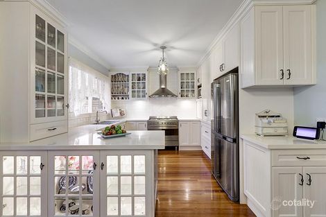 Property photo of 17 Beresford Close Doncaster East VIC 3109