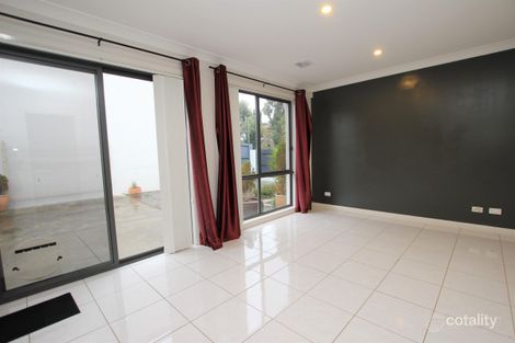 Property photo of 33-35 Lansdown Crescent Casey ACT 2913