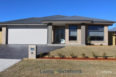 12 Holdsworth St, Oran Park, NSW 2570