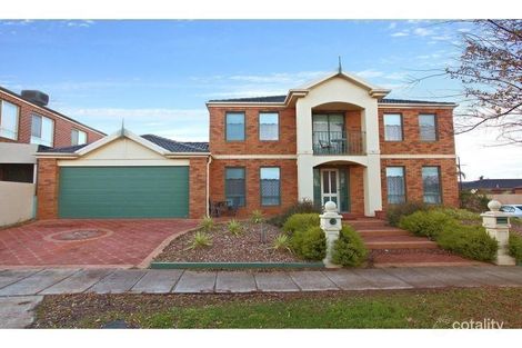 27 Corowa Cres, Burnside, VIC 3023