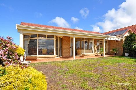Property photo of 19 Lakeside Circuit Encounter Bay SA 5211