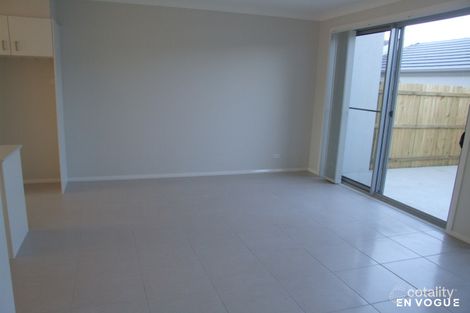Property photo of 62 Francis Forde Boulevard Forde ACT 2914