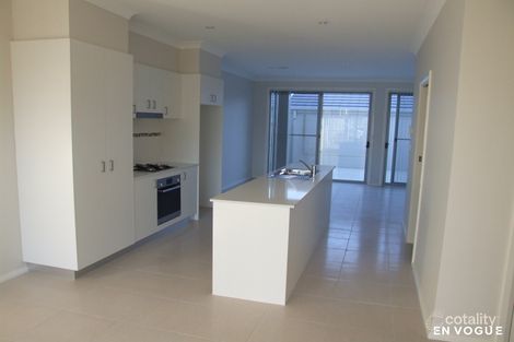 Property photo of 62 Francis Forde Boulevard Forde ACT 2914