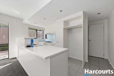 Property photo of 2/420 Sherrard Street Black Hill VIC 3350