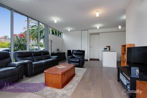 Property photo of 10/15-17 Railway Road Blackburn VIC 3130