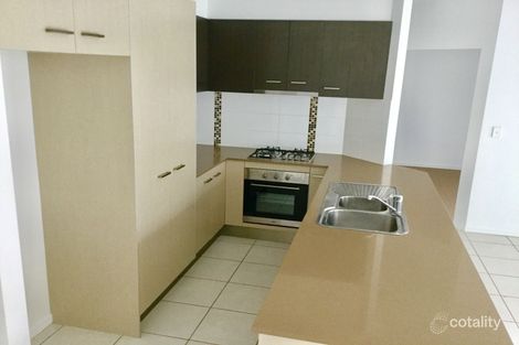 Property photo of 47 Waterside Drive Springfield Lakes QLD 4300