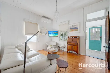 Property photo of 14 First Avenue Sandgate QLD 4017