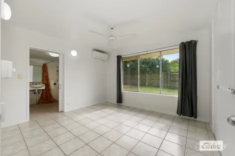 Property photo of 560 Mains Road Macgregor QLD 4109