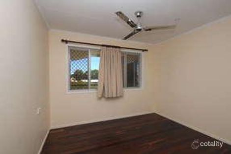 Property photo of 9 Holiday Parade Scarness QLD 4655