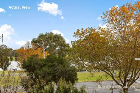 213/70 Queens Rd, Melbourne, VIC 3004