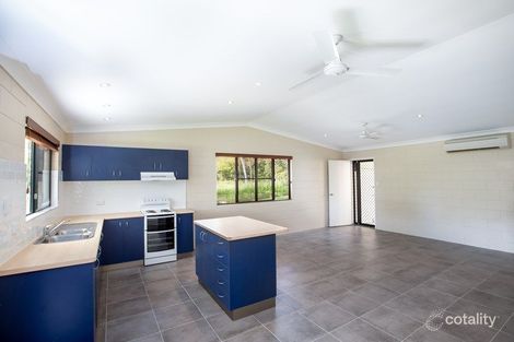 Property photo of 1/12 Duell Road Cannonvale QLD 4802