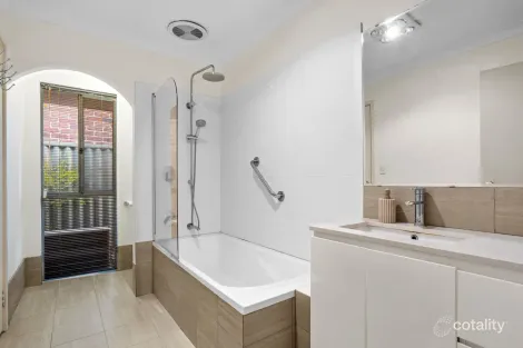 Property photo of 63 Kingsmill Gardens Winthrop WA 6150