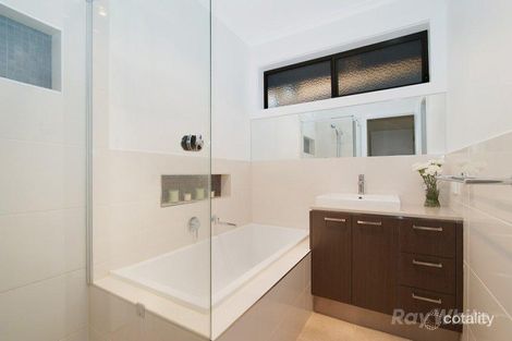 Property photo of 5 Hartley Court Noble Park North VIC 3174