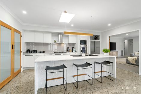 Property photo of 18 Park View Court Werribee VIC 3030